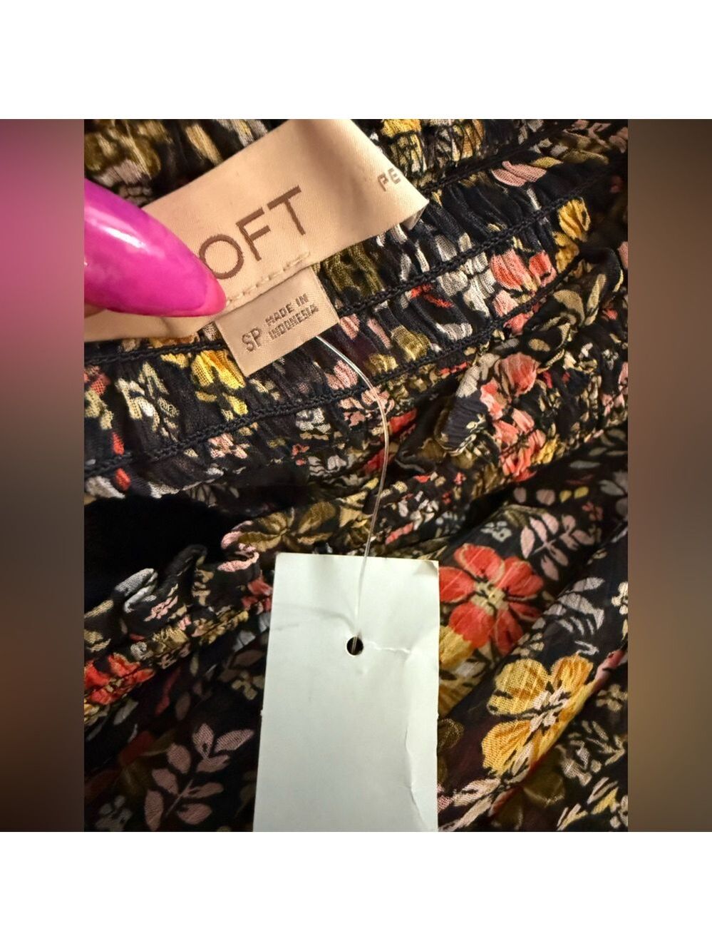 Ann Taylor Loft Floral Print Top Chiffon Multicolor Small Petite Coquette $69 - Picture 3 of 5